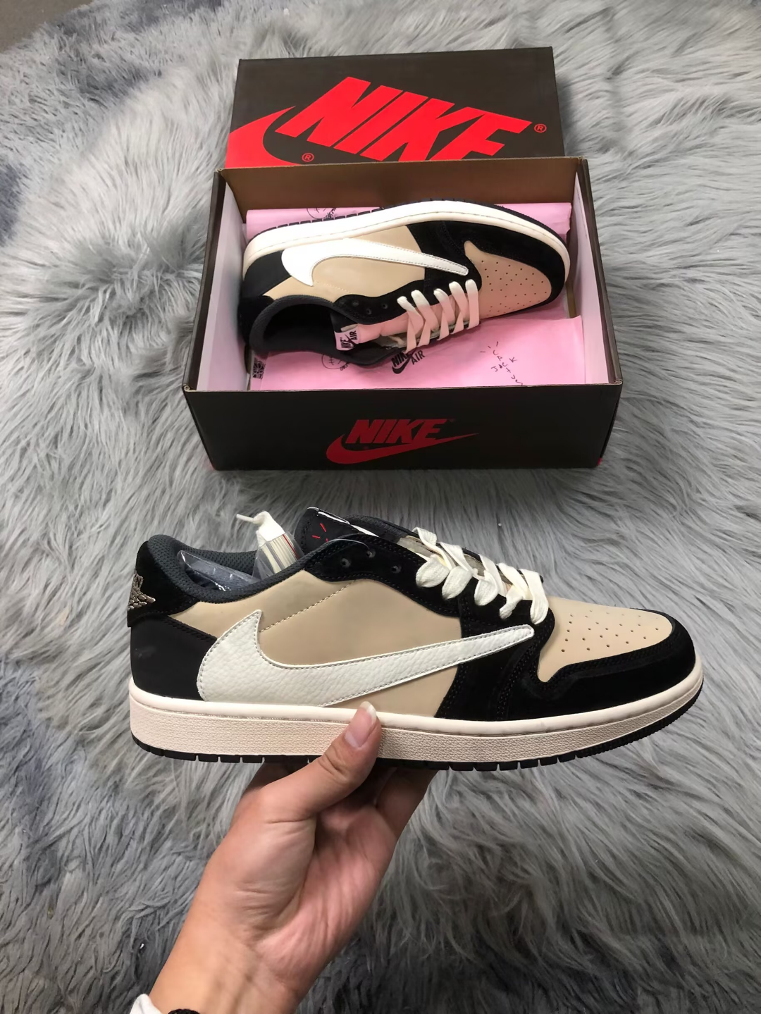 Nike Air Jordan 1 Low OG x Travis Scott