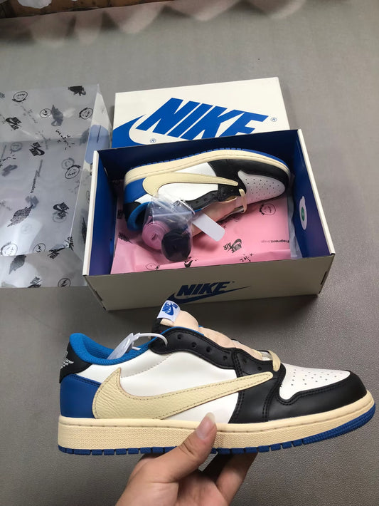 Nike Air Jordan 1 Low OG x Travis Scott
