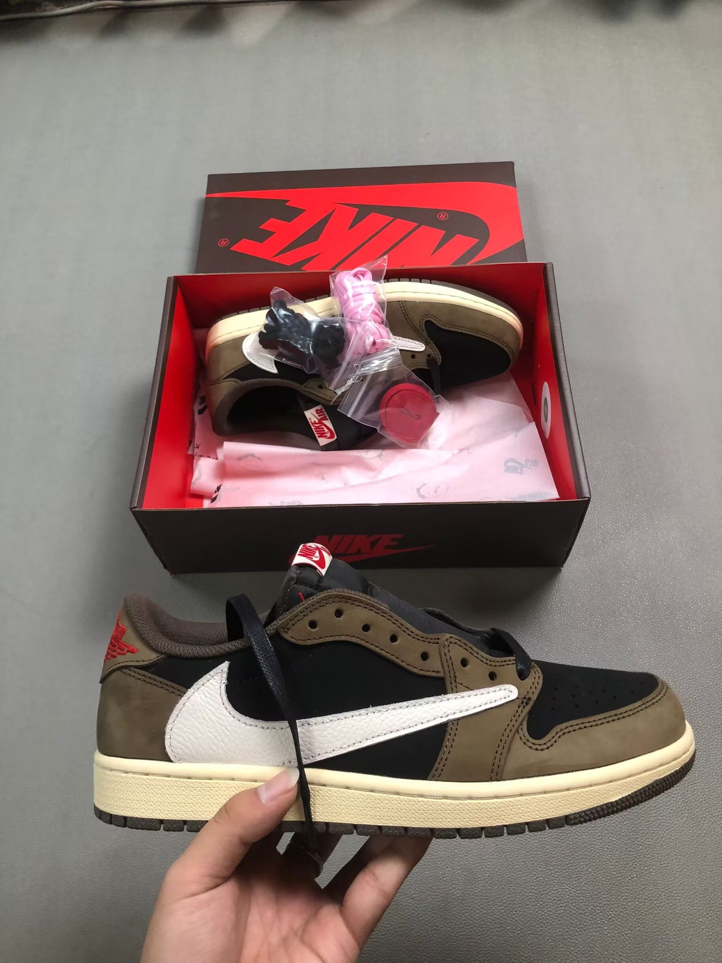 Nike Air Jordan 1 Low OG x Travis Scott