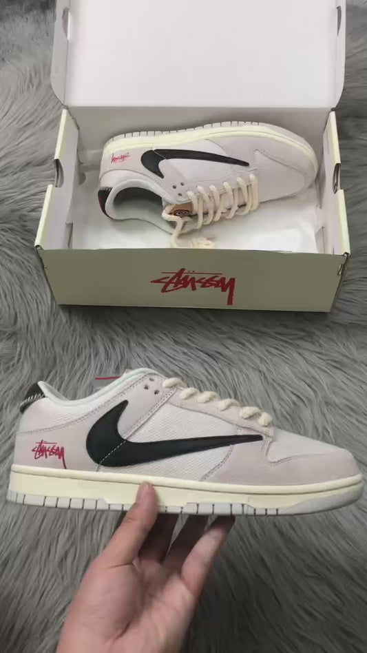 Nike x Stüssy Fossil Low